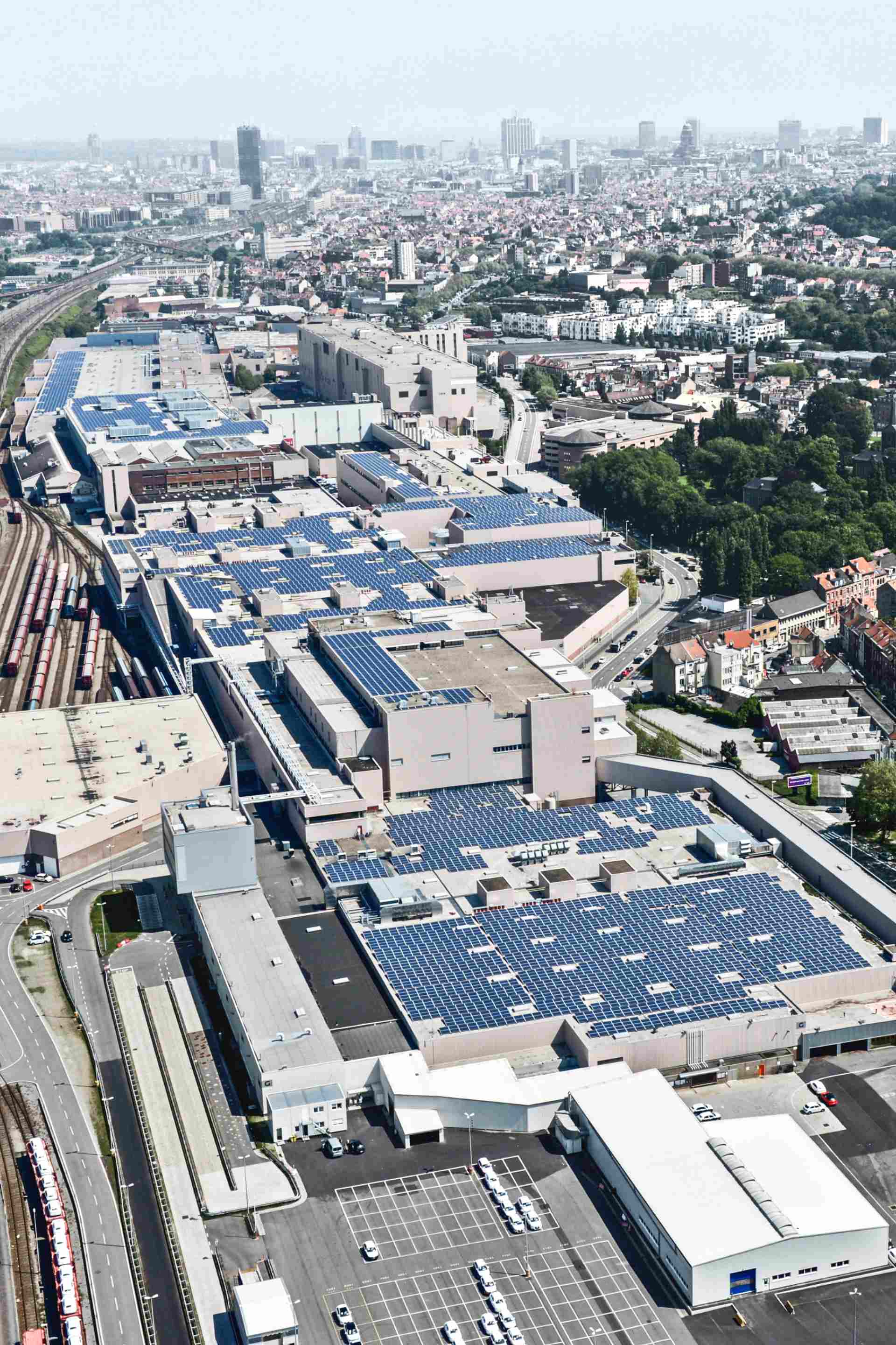  Widok z lotu ptaka na zakład produkcyjny w Brukseli.