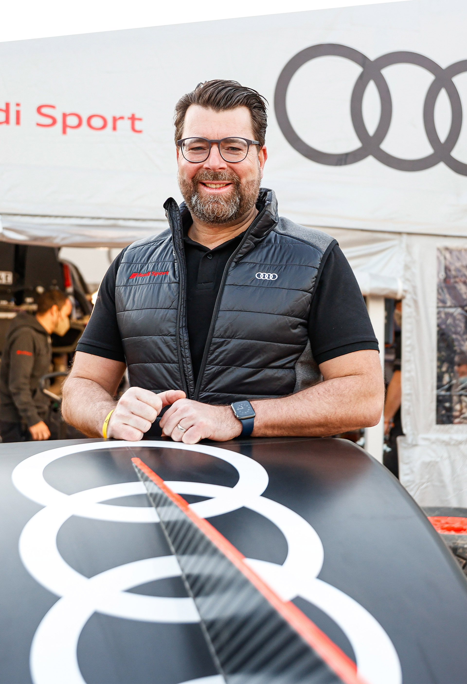 Portret członka zarządu Audi Sport Olivera Hoffmanna